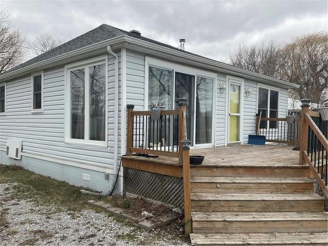 325 Bluewater Parkway, House detached with 1 bedrooms, 1 bathrooms and 4 parking in Haldimand County ON | Image 3