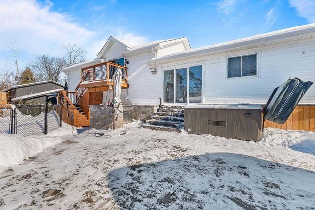 3642 Maple Grove Rd, House detached with 3 bedrooms, 3 bathrooms and 8 parking in Innisfil ON | Image 11