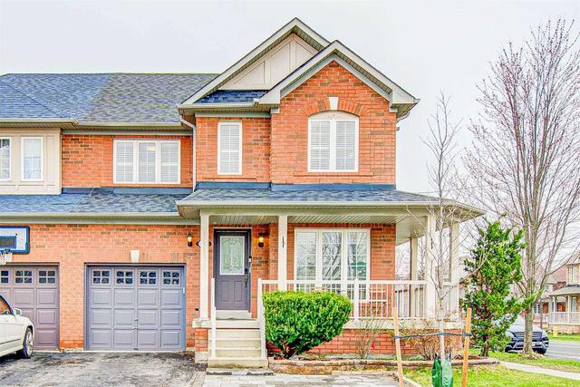 52 Mckennon St, House semidetached with 3 bedrooms, 3 bathrooms and 3 parking in Markham ON | Image 1