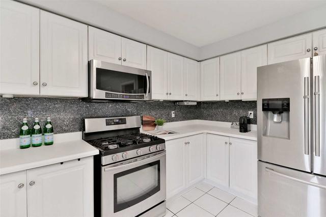 7559 Kipling Ave, House detached with 5 bedrooms, 4 bathrooms and 8 parking in Vaughan ON | Image 4