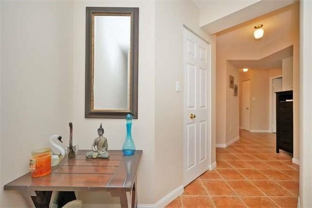 1708 - 3 Hickory Tree Rd, Condo with 2 bedrooms, 2 bathrooms and 2 parking in Toronto ON | Image 4