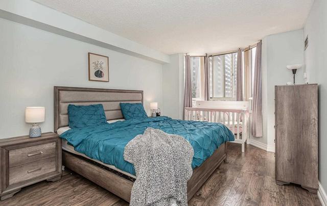 407 - 5 Lisa St, Condo with 2 bedrooms, 2 bathrooms and 1 parking in Brampton ON | Image 7