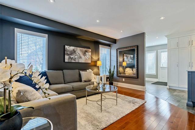 441 Doverwood Dr, House detached with 4 bedrooms, 5 bathrooms and 6 parking in Oakville ON | Image 34