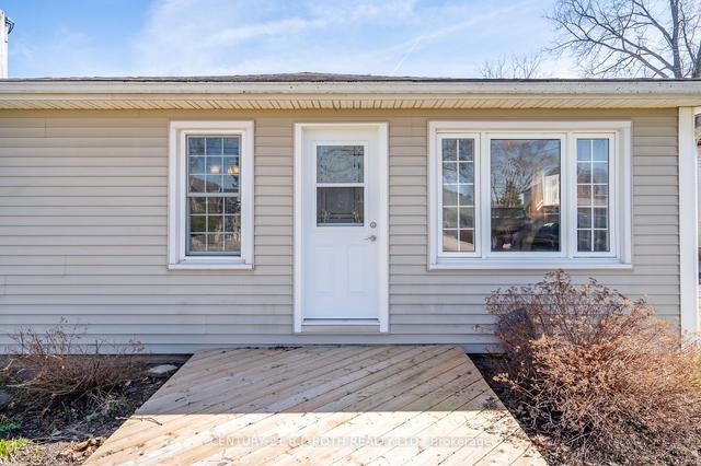 48 Poyntz St, House detached with 2 bedrooms, 2 bathrooms and 5 parking in Penetanguishene ON | Image 34