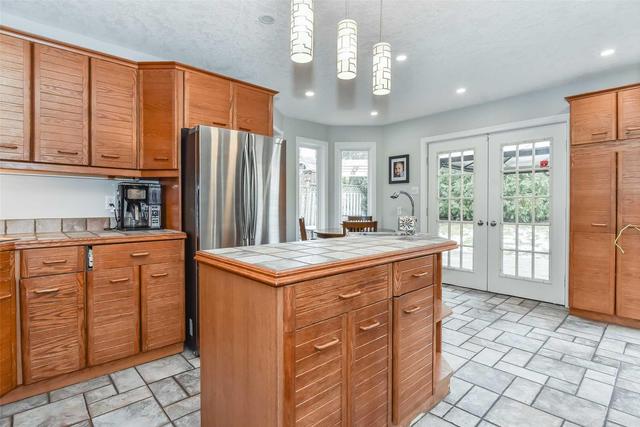 5 Foxwood Cres, House detached with 4 bedrooms, 4 bathrooms and 3 parking in Guelph ON | Image 6