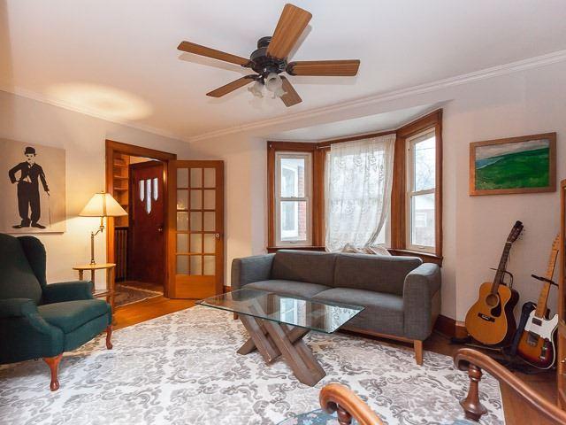 30 Sharpe St, House detached with 2 bedrooms, 1 bathrooms and 6 parking in Toronto ON | Image 6