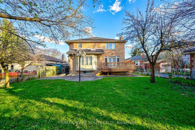 192 Moore Park Ave, House detached with 4 bedrooms, 5 bathrooms and 6 parking in Toronto ON | Image 33
