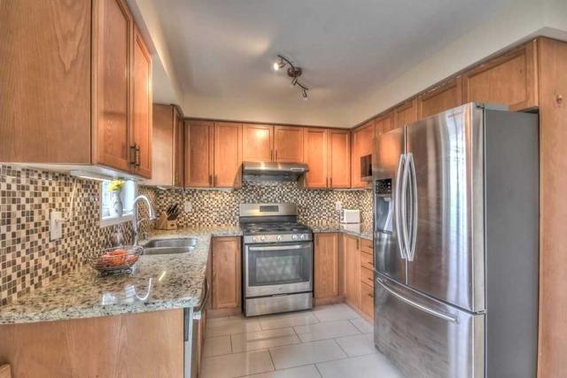 71 Albright Rd, House semidetached with 3 bedrooms, 4 bathrooms and 3 parking in Brampton ON | Image 10