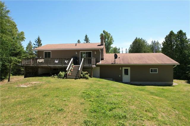 63 Old Pine Tree Road, House detached with 2 bedrooms, 1 bathrooms and 12 parking in Northern Bruce Peninsula ON | Image 5