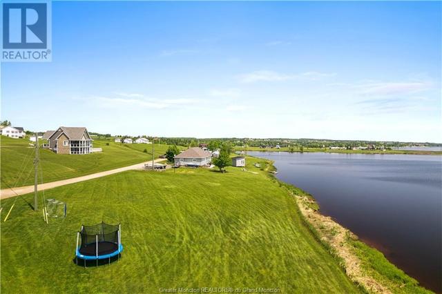 8 Waterfront Lane, House detached with 3 bedrooms, 2 bathrooms and null parking in Saint Mary NB | Image 5