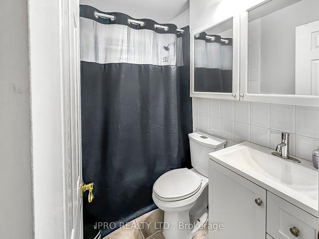 208 - 264 Oakdale Ave, Condo with 2 bedrooms, 1 bathrooms and 2 parking in St. Catharines ON | Image 18