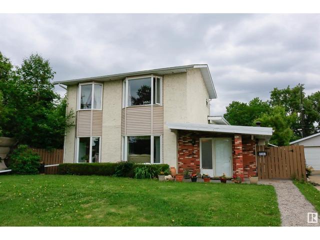 8316 160 St Nw, House detached with 6 bedrooms, 3 bathrooms and 5 parking in Edmonton AB | Image 36