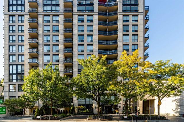 807 - 10 Delisle Ave, Condo with 2 bedrooms, 2 bathrooms and 1 parking in Toronto ON | Image 12