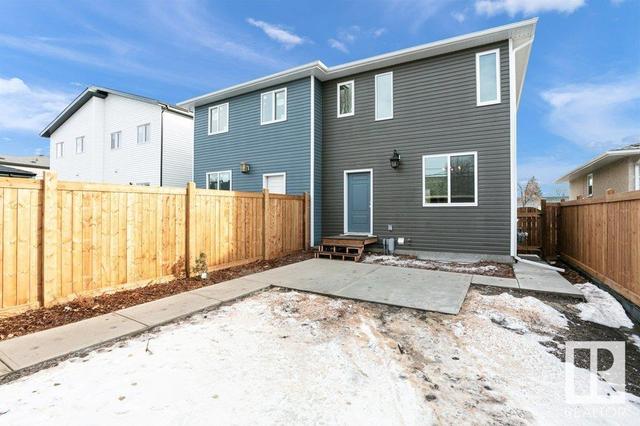 11016 149 St Nw, House attached with 4 bedrooms, 3 bathrooms and null parking in Edmonton AB | Image 52