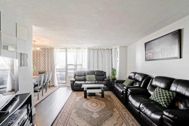 1607 - 11 Wincott Dr, Condo with 3 bedrooms, 2 bathrooms and 1 parking in Toronto ON | Image 30