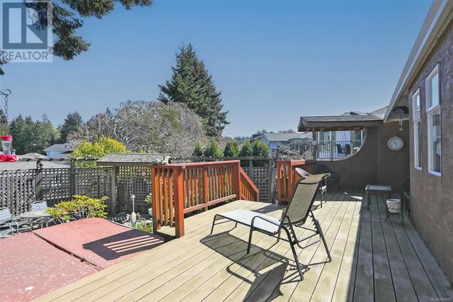 6250 Azure Rd, House detached with 3 bedrooms, 2 bathrooms and 2 parking in Nanaimo BC | Image 28