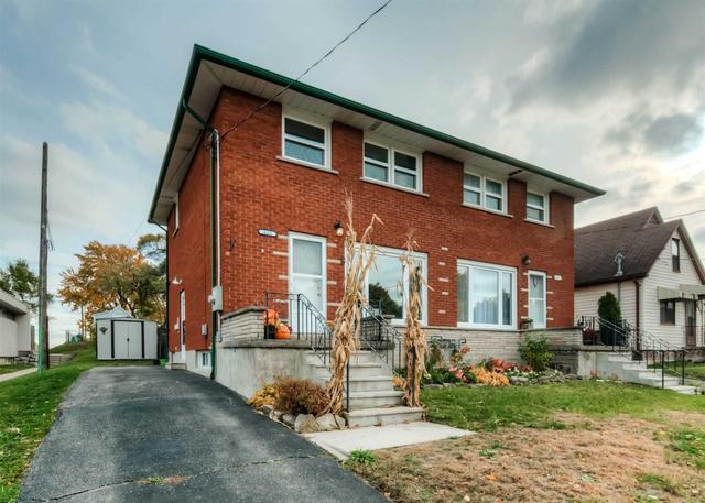 623 Guelph St, House semidetached with 3 bedrooms, 1 bathrooms and 3 parking in Kitchener ON | Image 1