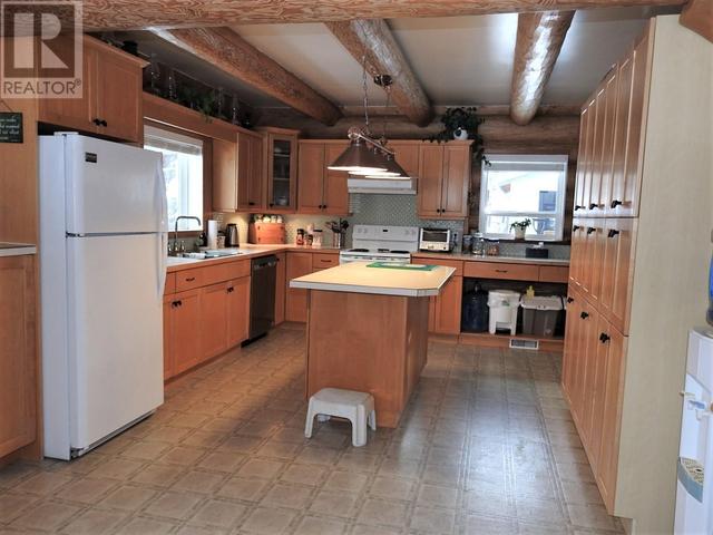 86 Campbell Road, House detached with 3 bedrooms, 2 bathrooms and 2 parking in North Okanagan E BC | Image 17