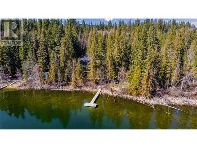 661 Park Road, House detached with 3 bedrooms, 2 bathrooms and 8 parking in Columbia Shuswap D BC | Image 34