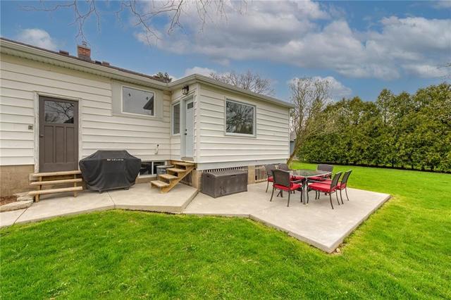1185 Woodburn Road, House detached with 3 bedrooms, 1 bathrooms and 3 parking in Hamilton ON | Image 6