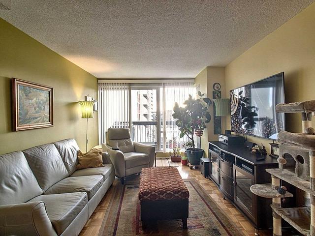 311 - 366 The East Mall, Condo with 4 bedrooms, 3 bathrooms and 1 parking in Toronto ON | Image 9