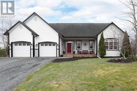 10 Clearwood Court, Head Of St. Margarets Bay, NS, B3Z0C9 | Card Image
