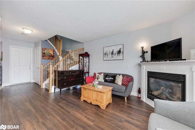 245 Stanley St, House attached with 3 bedrooms, 3 bathrooms and 3 parking in Barrie ON | Image 40