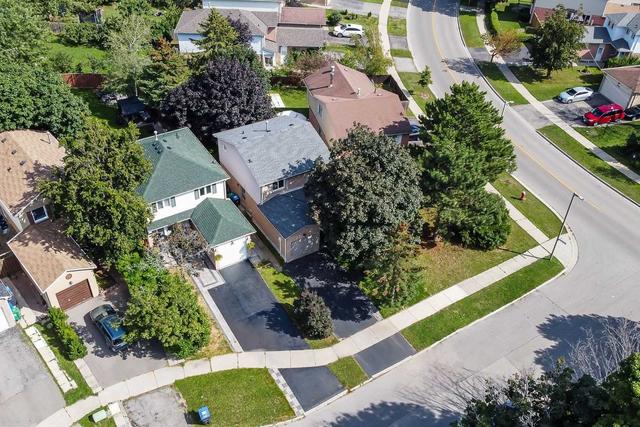 6455 Tisler Cres, House detached with 3 bedrooms, 3 bathrooms and 3 parking in Mississauga ON | Image 18
