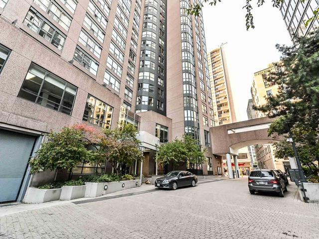 1809 - 7 Carlton St, Condo with 1 bedrooms, 1 bathrooms and 0 parking in Toronto ON | Image 11