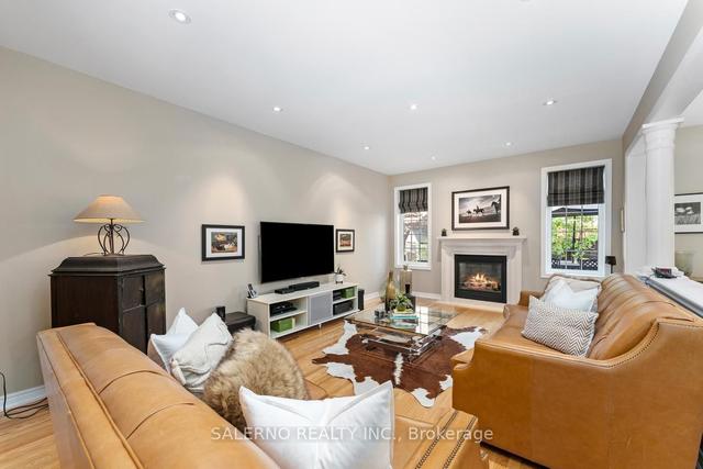 5 Corso Garibaldi Rd, House semidetached with 3 bedrooms, 4 bathrooms and 3 parking in Vaughan ON | Image 2