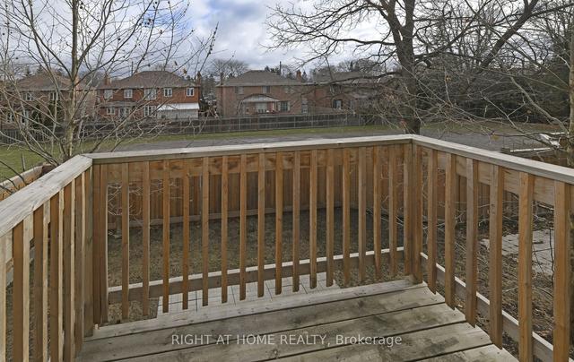 22 Bluebird Pl, House semidetached with 3 bedrooms, 4 bathrooms and 2 parking in Toronto ON | Image 18