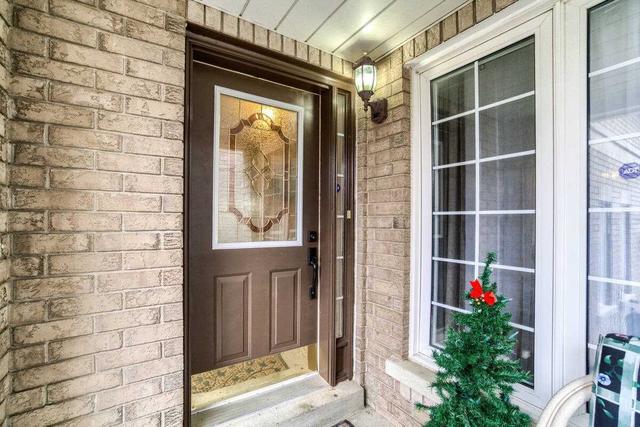24 Hillpath Cres, House detached with 3 bedrooms, 4 bathrooms and 6 parking in Brampton ON | Image 17