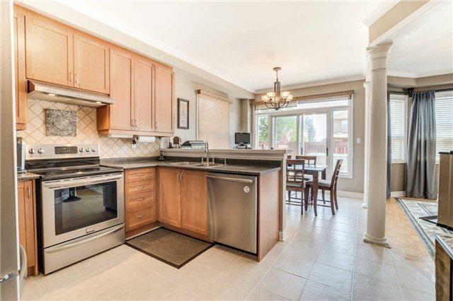 81 Via Carmine Ave, House detached with 4 bedrooms, 3 bathrooms and 4 parking in Vaughan ON | Image 6