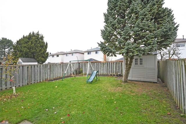 76 Stephensen Crt, House detached with 3 bedrooms, 3 bathrooms and 3 parking in Brampton ON | Image 35