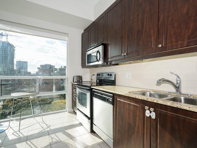 809 - 88 Broadway Ave, Condo with 2 bedrooms, 2 bathrooms and 1 parking in Toronto ON | Image 10