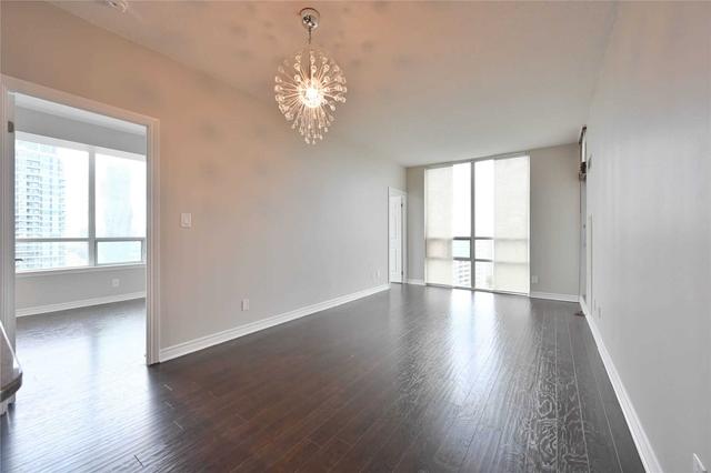 2109 - 3504 Hurontario St, Condo with 2 bedrooms, 2 bathrooms and 1 parking in Mississauga ON | Image 11