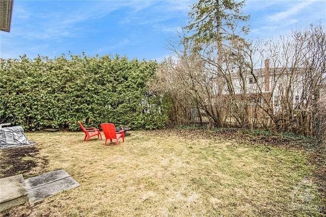 41 Parkwood Crescent, House detached with 4 bedrooms, 2 bathrooms and 4 parking in Ottawa ON | Image 26
