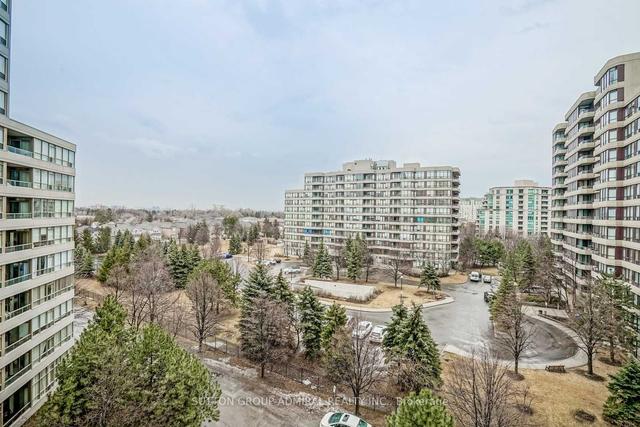 703 - 11 Townsgate Dr, Condo with 2 bedrooms, 2 bathrooms and 1 parking in Vaughan ON | Image 11