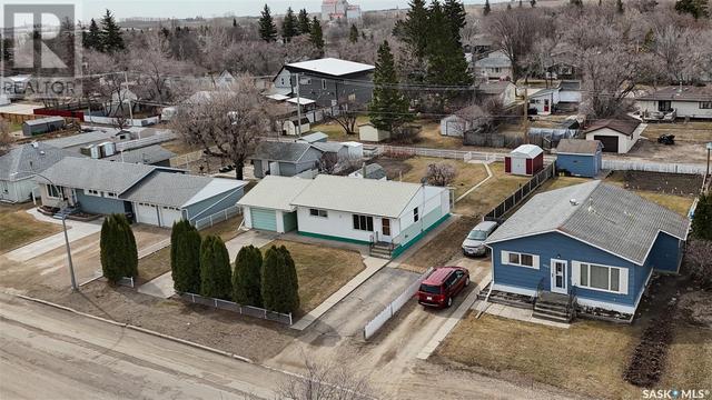307 6th Avenue E, House detached with 2 bedrooms, 1 bathrooms and null parking in Watrous SK | Image 5
