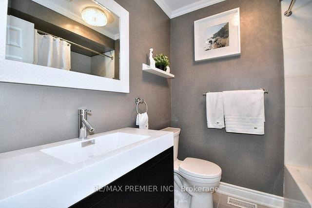 84 Rory Rd, House attached with 3 bedrooms, 4 bathrooms and 4 parking in Toronto ON | Image 15