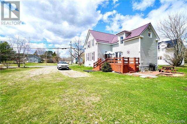 36 Spring Street, House detached with 4 bedrooms, 2 bathrooms and null parking in St. Stephen NB | Image 26