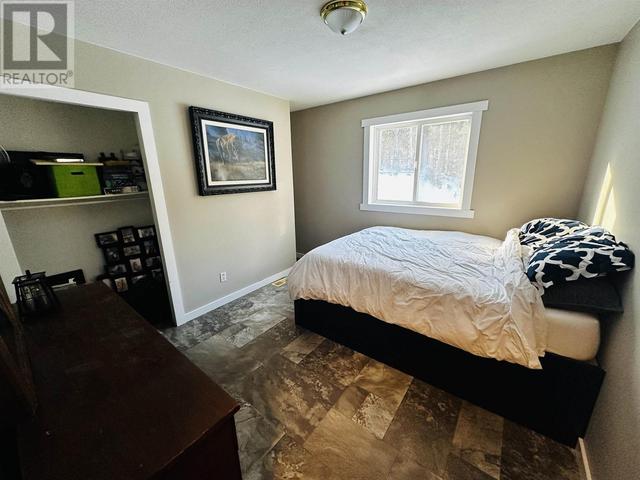 815 Beach Road, House detached with 4 bedrooms, 3 bathrooms and null parking in Bulkley Nechako B BC | Image 24