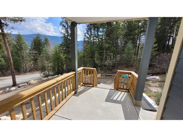220 Chase Rd, House detached with 4 bedrooms, 3 bathrooms and null parking in Kootenay Boundary C BC | Image 35