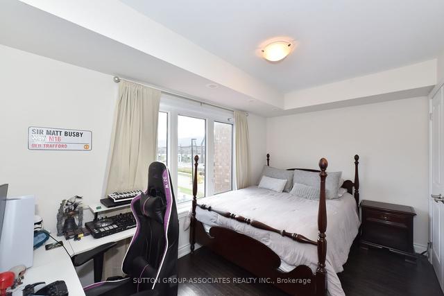 3 - 189 Norseman St, Townhouse with 3 bedrooms, 3 bathrooms and 2 parking in Toronto ON | Image 24