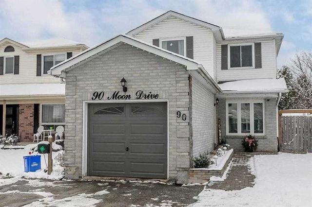 90 Moon Dr, House detached with 3 bedrooms, 2 bathrooms and 5 parking in Barrie ON | Image 1