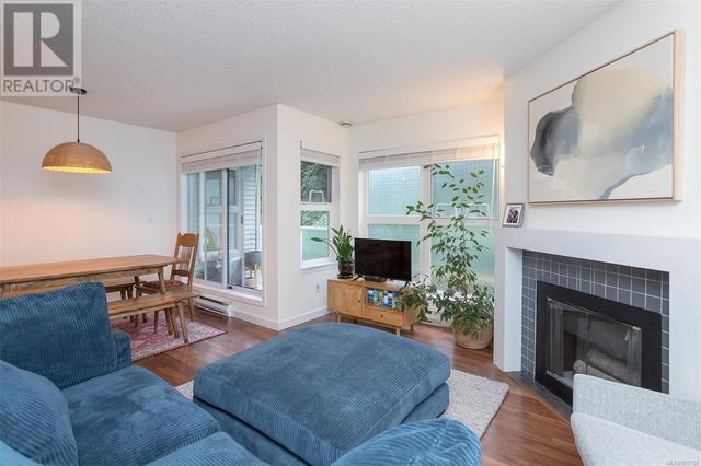201 - 1201 Hillside Ave, Condo with 2 bedrooms, 2 bathrooms and 1 parking in Victoria BC | Image 7