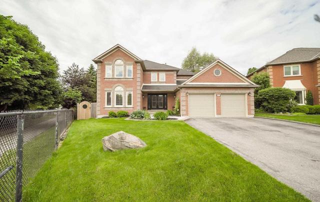 11 Bancroft Cres, House detached with 5 bedrooms, 5 bathrooms and 4 parking in Whitby ON | Image 3