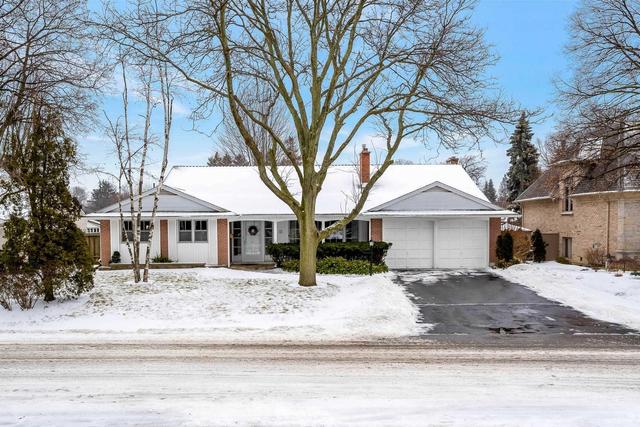 29 Aylesbury Rd, House detached with 5 bedrooms, 3 bathrooms and 6 parking in Toronto ON | Image 1