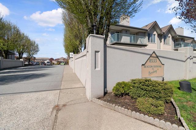 40 - 8533 Broadway Street, House attached with 2 bedrooms, 2 bathrooms and null parking in Chilliwack BC | Image 1