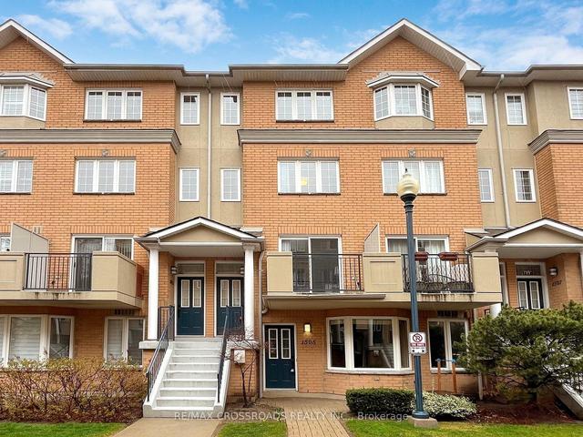 1503 - 28 Sommerset Way, Townhouse with 3 bedrooms, 3 bathrooms and 1 parking in Toronto ON | Image 1